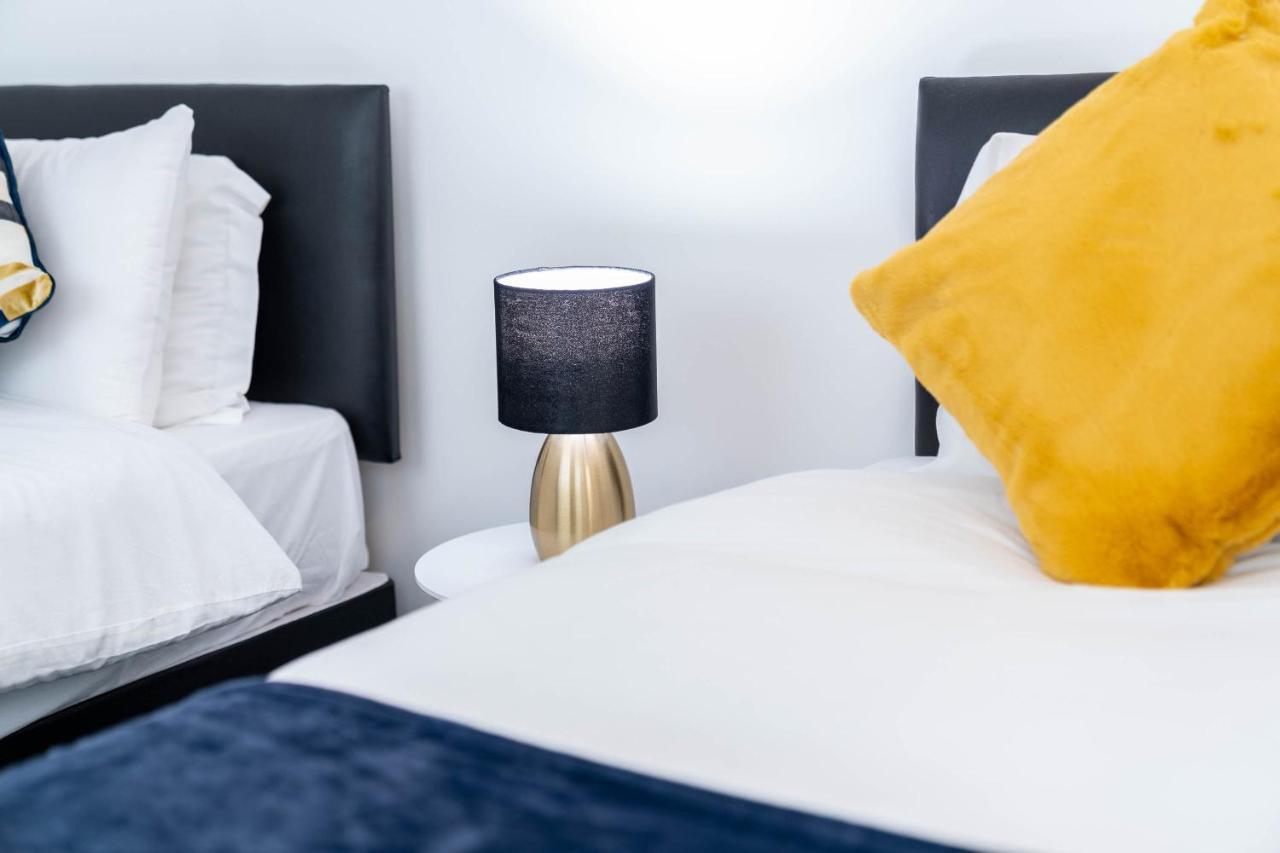 Three Bedroom Apartment- One Choice Stays Serviced Accommodation- Jewellery Quarter Birmingham Ngoại thất bức ảnh