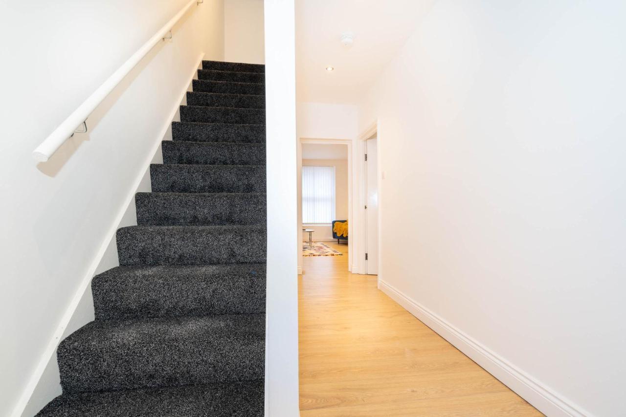 Three Bedroom Apartment- One Choice Stays Serviced Accommodation- Jewellery Quarter Birmingham Ngoại thất bức ảnh