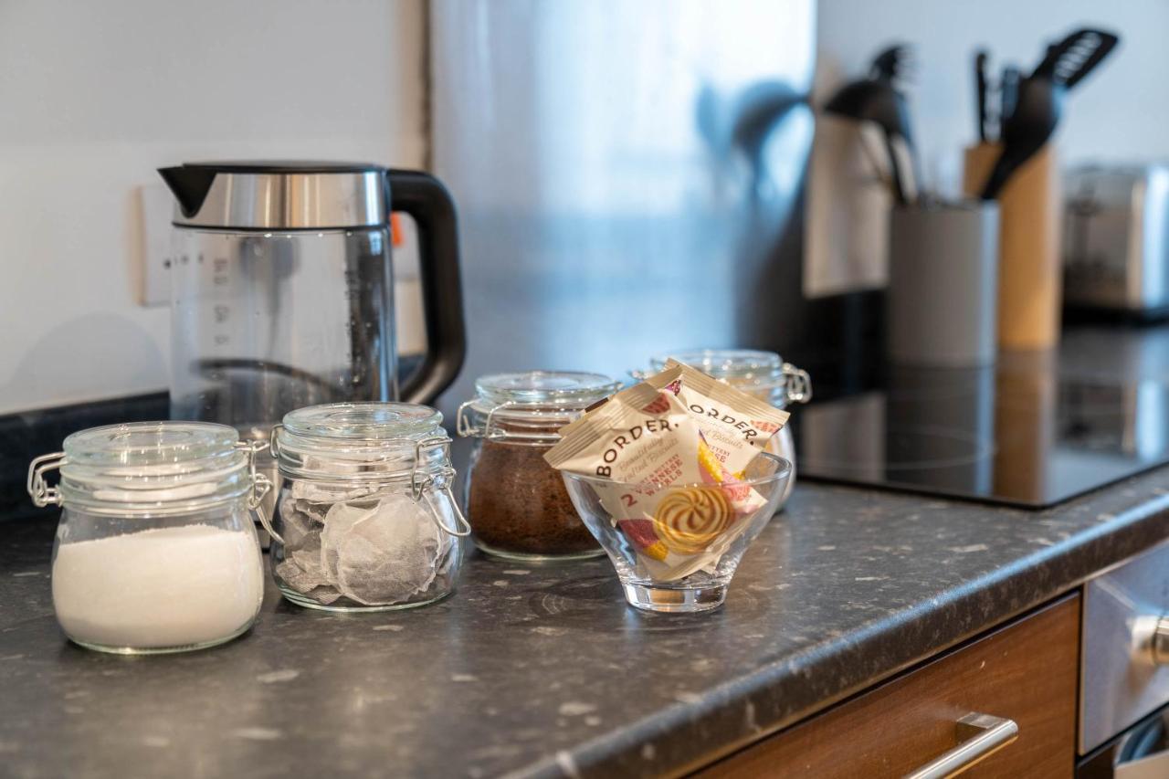 Three Bedroom Apartment- One Choice Stays Serviced Accommodation- Jewellery Quarter Birmingham Ngoại thất bức ảnh