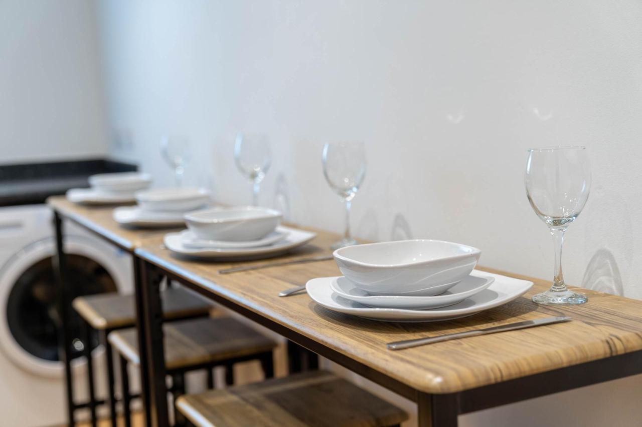Three Bedroom Apartment- One Choice Stays Serviced Accommodation- Jewellery Quarter Birmingham Ngoại thất bức ảnh