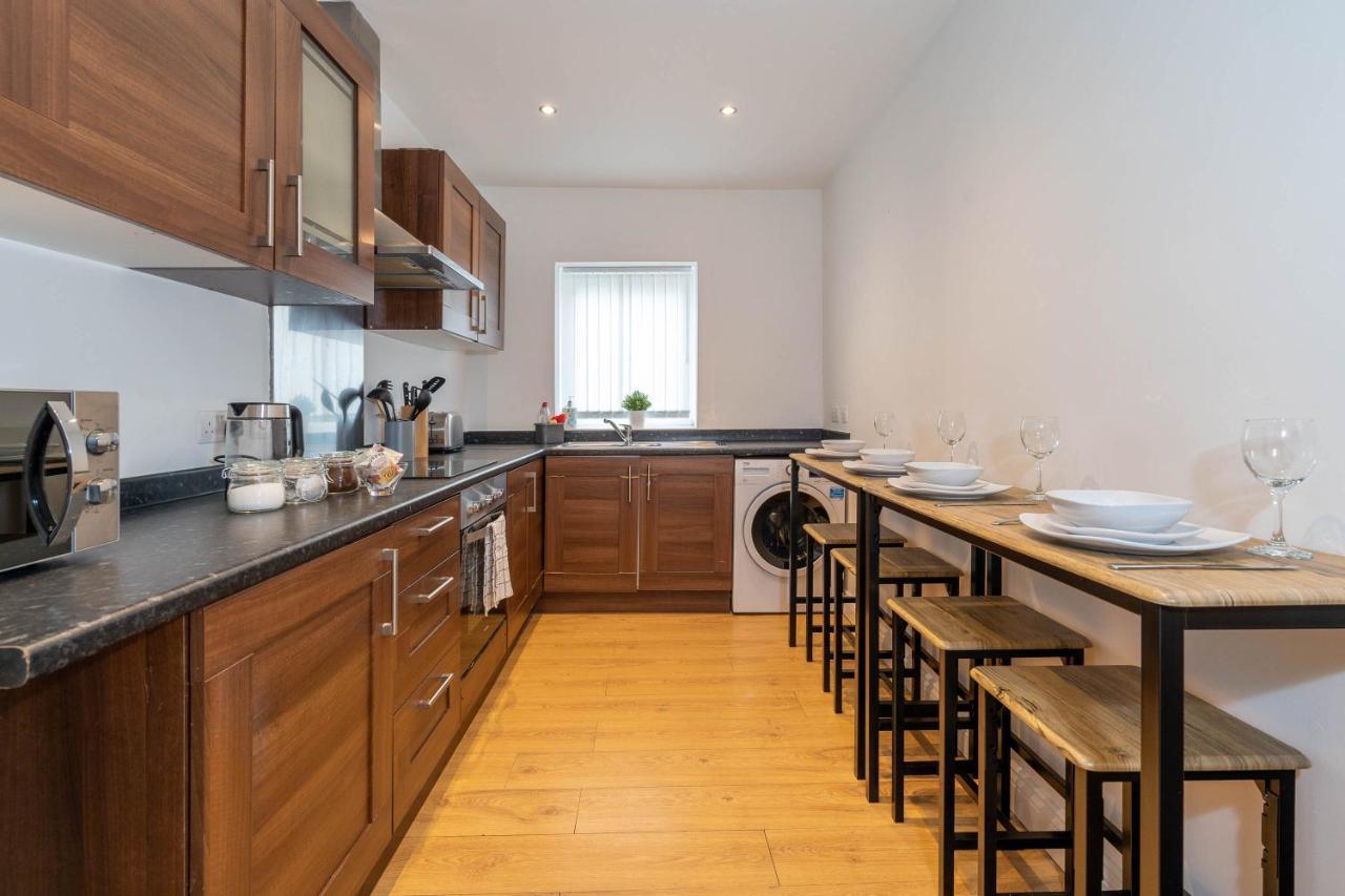 Three Bedroom Apartment- One Choice Stays Serviced Accommodation- Jewellery Quarter Birmingham Ngoại thất bức ảnh